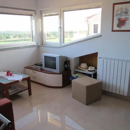Apartments Villa Fernetich Premantura Room photo