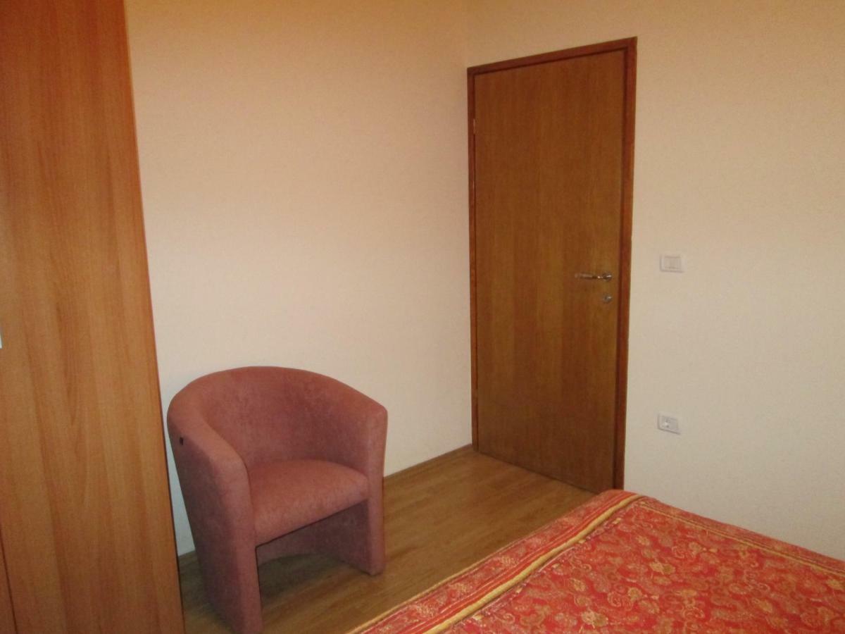 Fernetich Apartment *